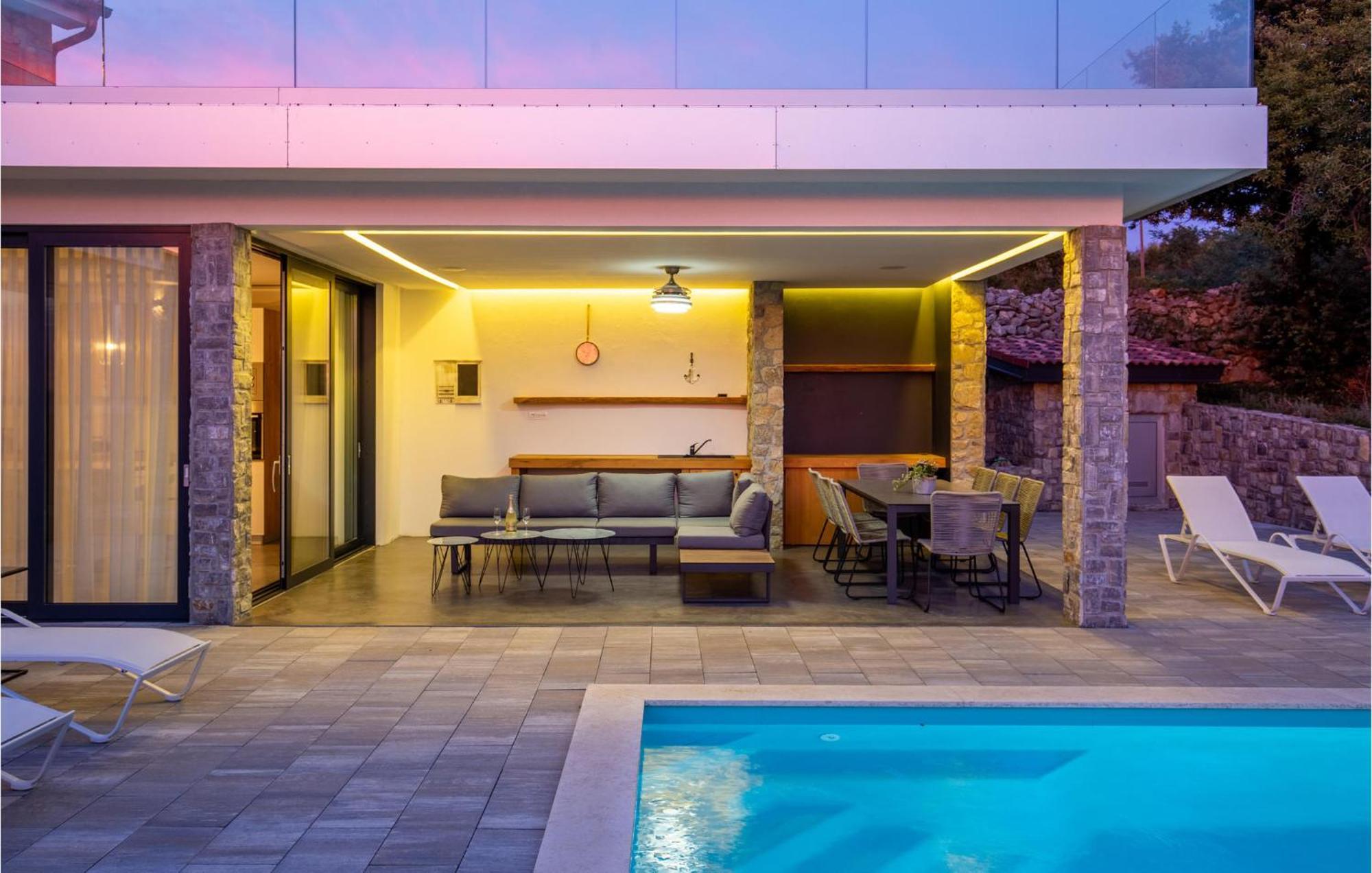 4 Bedroom Gorgeous Home In Lun Lun  Dış mekan fotoğraf