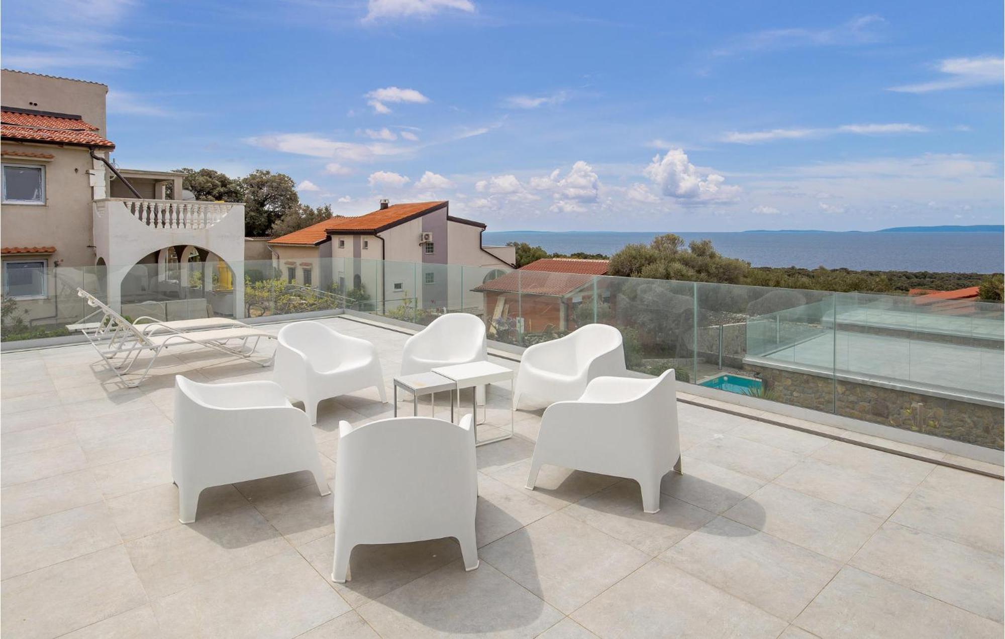 4 Bedroom Gorgeous Home In Lun Lun  Dış mekan fotoğraf