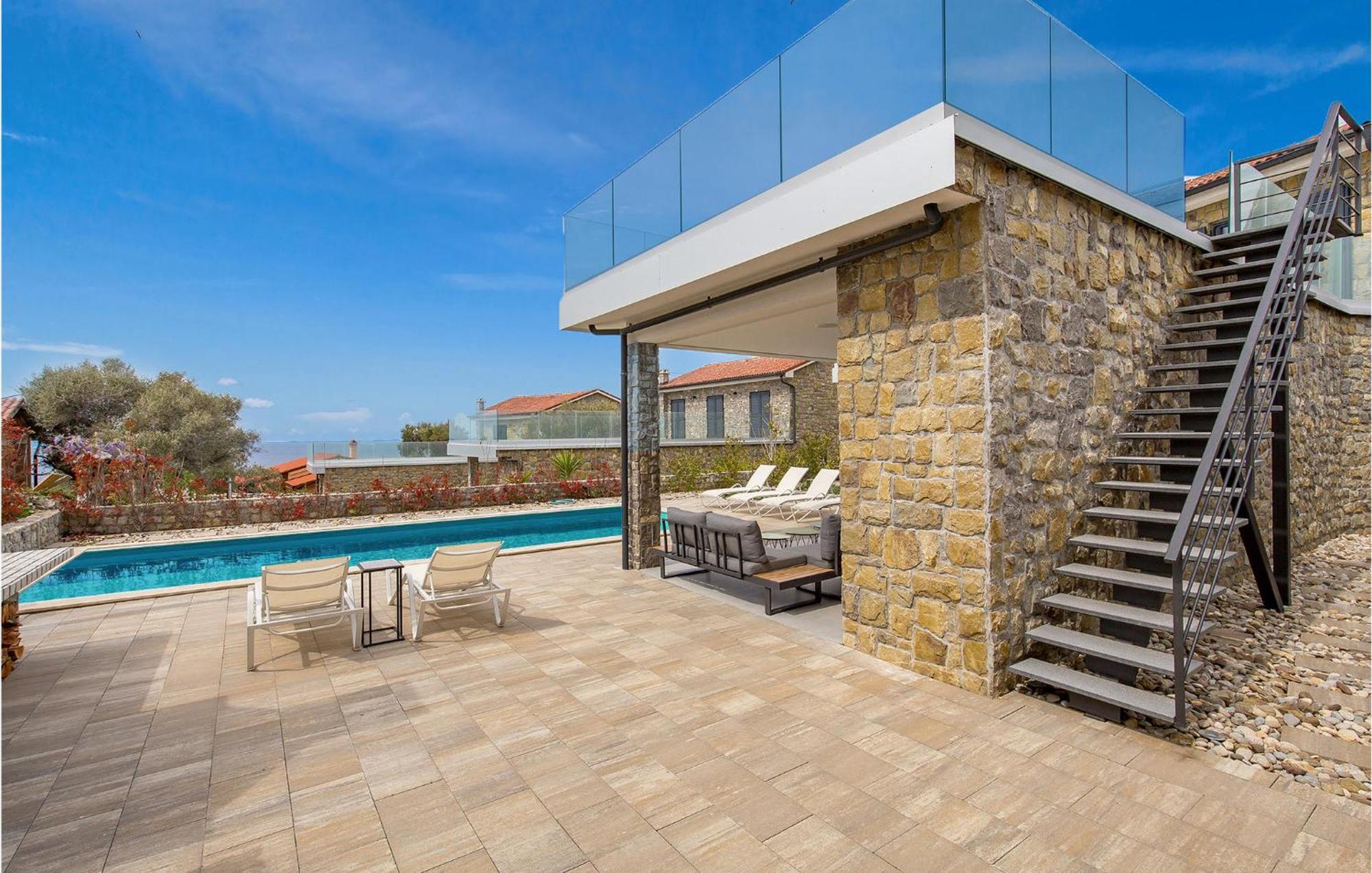 4 Bedroom Gorgeous Home In Lun Lun  Dış mekan fotoğraf